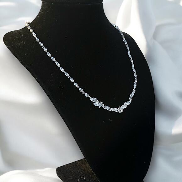 Swarovski Jewelry - Swarovski Swan Signed Luxury Crystal All Around Princess Necklace